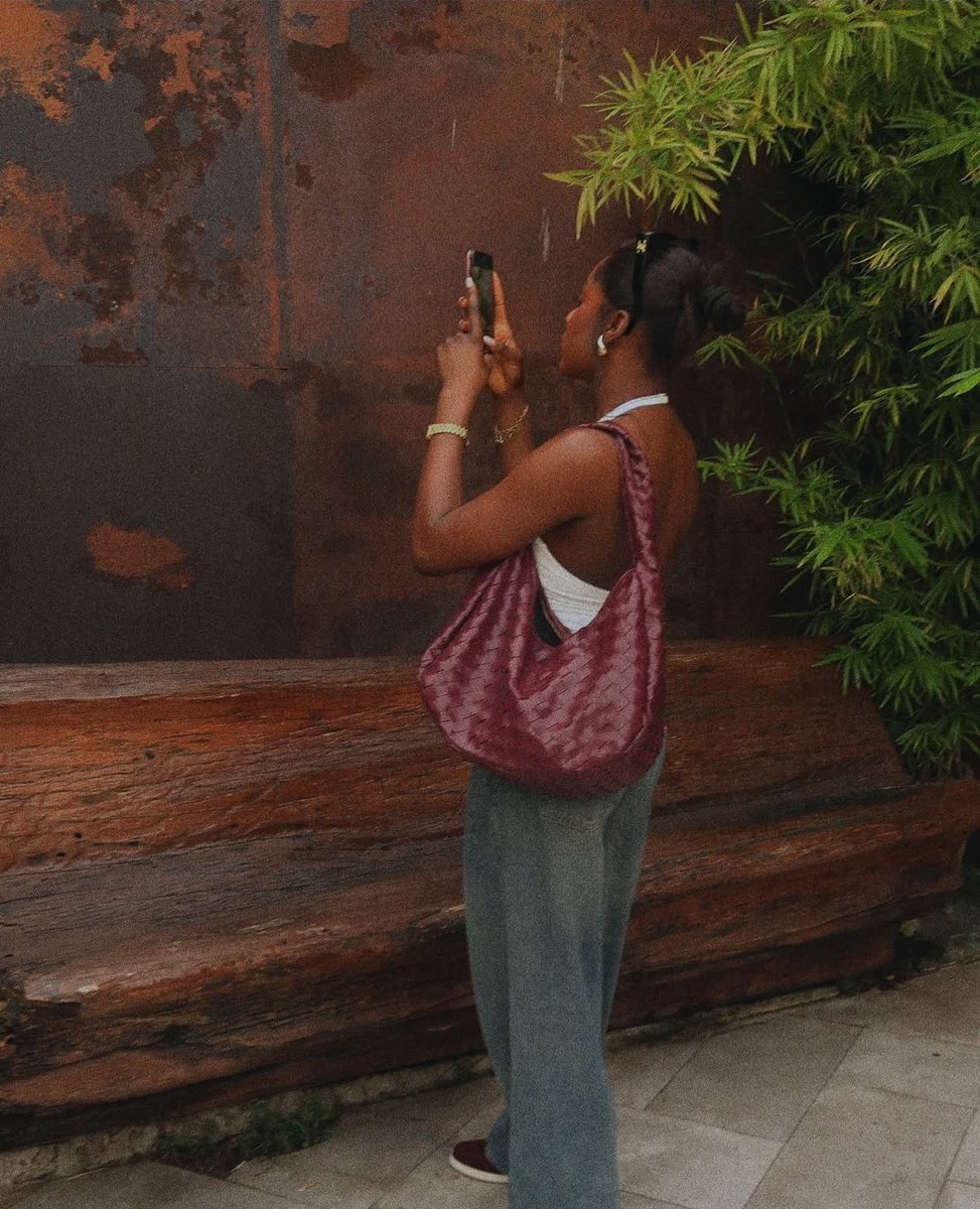 Heyyyy

My name is Susie🖤
I am a profitable degen trader and also someone trying to find her way around the prediction market on <a href="/predictonfliq/">Fliq Predictions 🗿🌐</a> 

Can I get a GM?