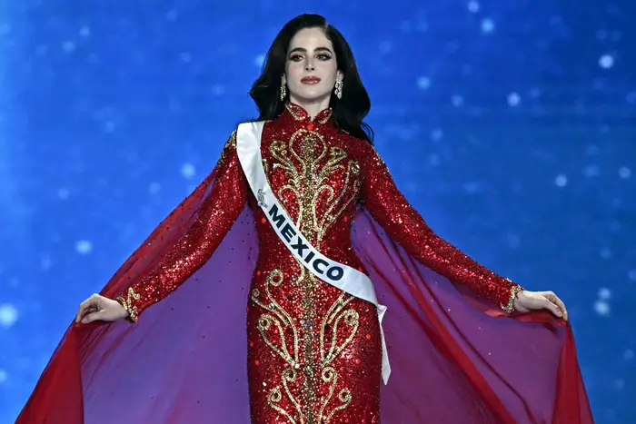 bosunatiklama's tweet photo. Miss Universe kazananı Meksikalı Fatima Bosch oldu. https://t.co/cMTmlugbt9
