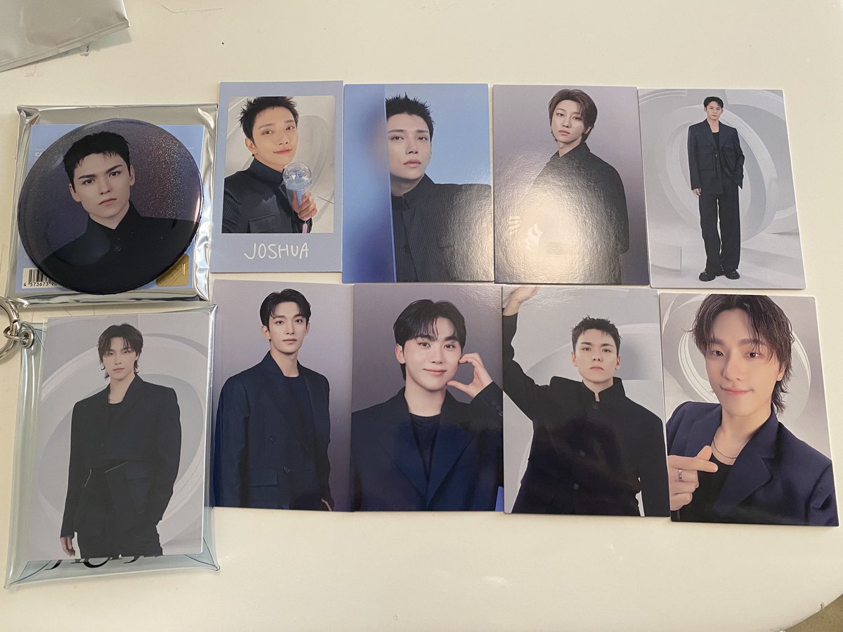 mina🐬 tweet media