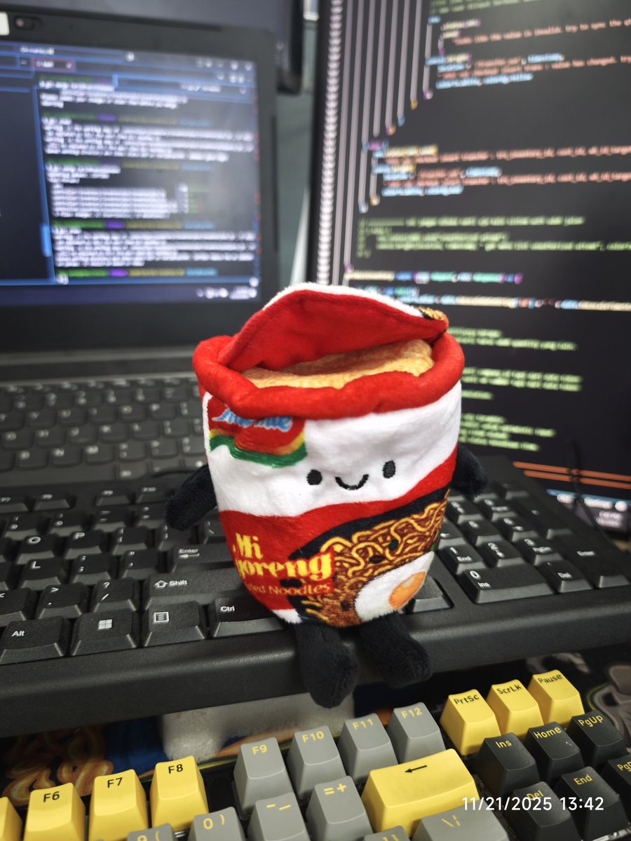 f_z_t_r's tweet image. This so freakin cute 😭😭😭😭😭