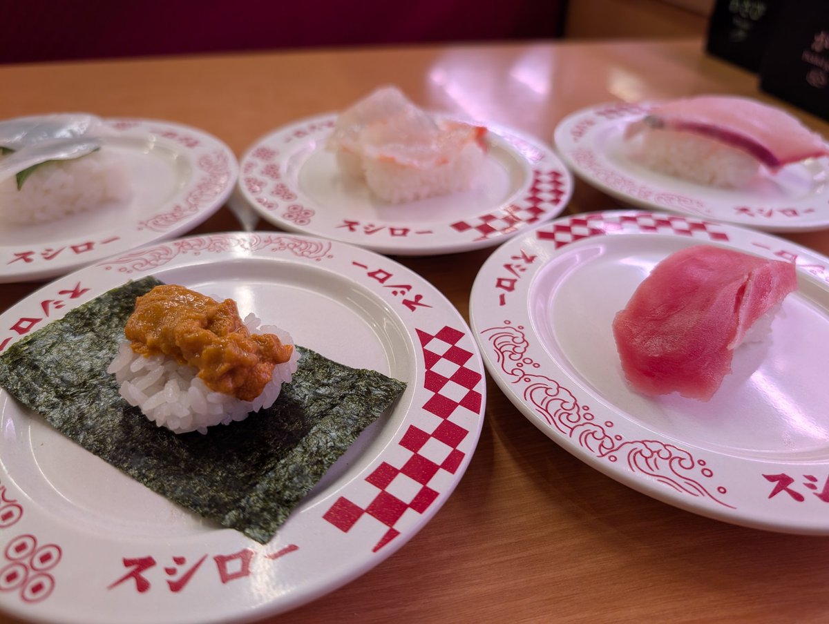 眠いのでスシローランチ♪