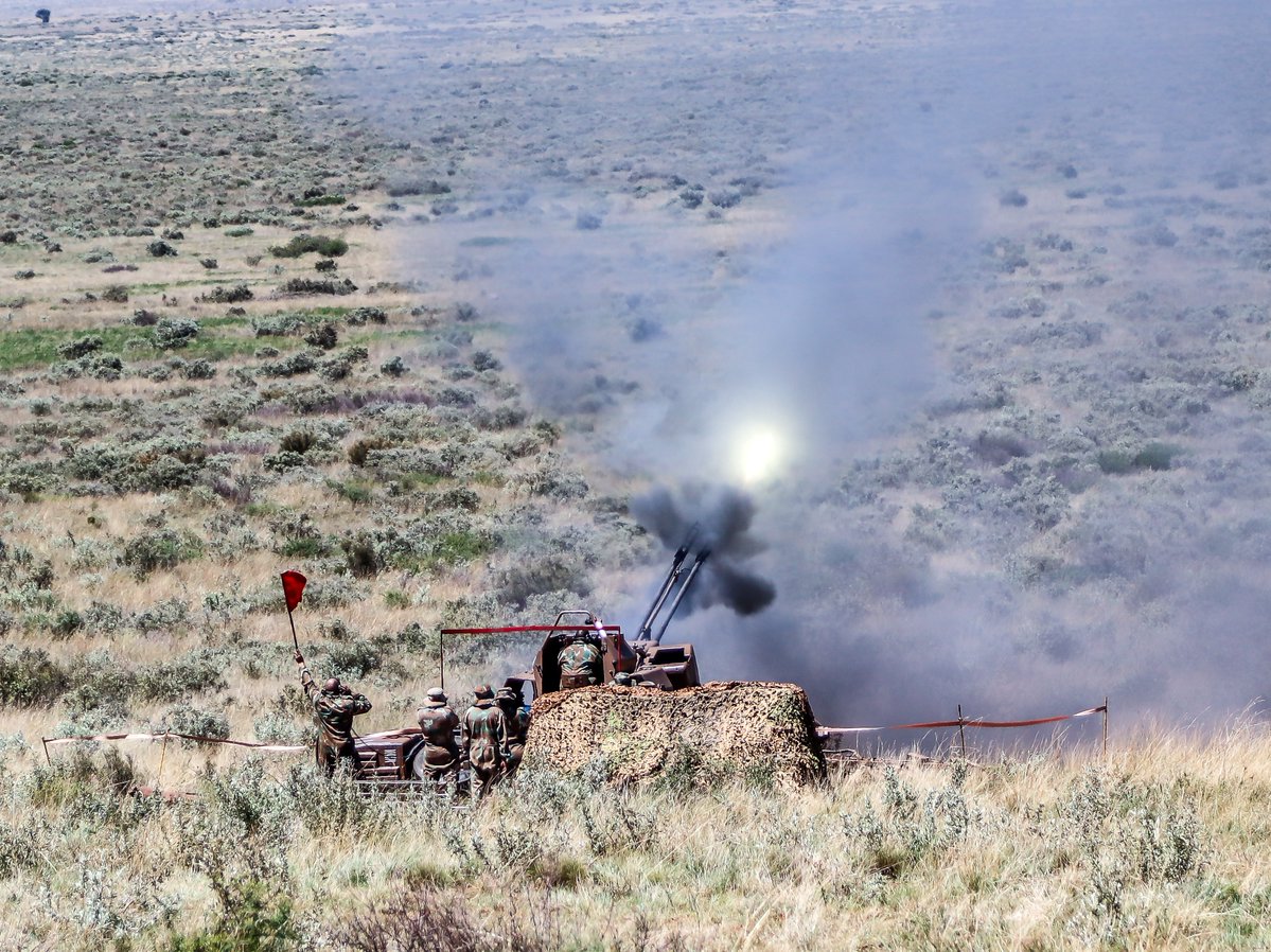 SANDF_ZA's tweet image. #SAArmy Article || Exercise VUKUHLOME IV || Aim High!

facebook.com/share/p/19xj2j…

#SANDF
#SAArmy
#PrideOfLions
#ADAFmn
#EXCONVUKUHLOME_IV
#ExerciseVUKUHLOME_IV