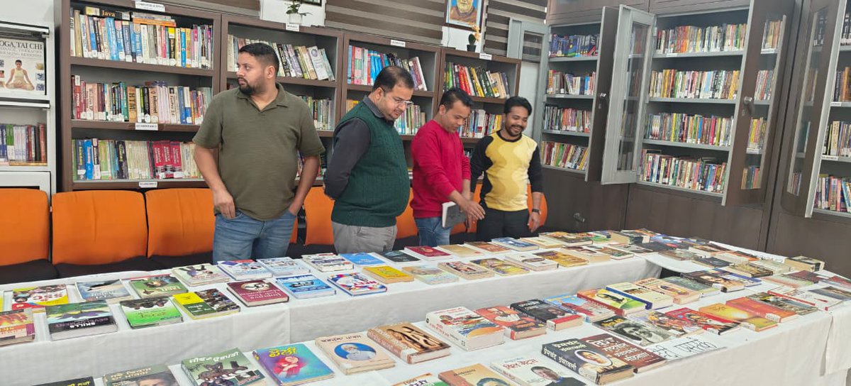 jnvmoga's tweet image. PM SHRI School JNV Moga celebrates Library Week with a vibrant Book Exhibition, inspiring students to explore, read &amp;amp; imagine! 🌟📖
#LibraryWeek #JNVMoga #PMSHRI
@NVS_HQ 
@ChdNvs