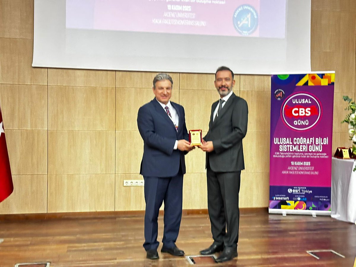 Etkinliğe davet eden Akdeniz Üniversitesi'ne ve plaketimi veren CBS Genel Müdürü Sayın Ömer ALAN'a teşekkür ederim