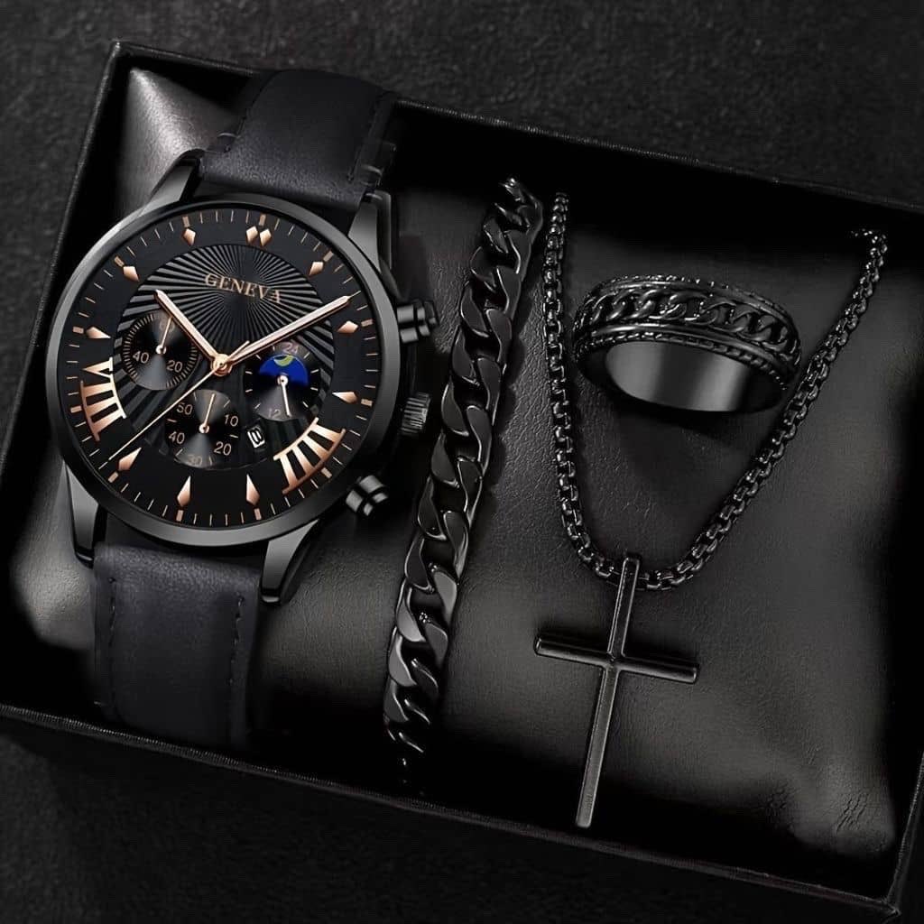 samdarrko's tweet image. Please buy from @ruby_marilynd 
First frame is GHc 150
Second is GHc 130
Third GHC 260 and fourth is GHC 320
call/whatsapp/message 0202666624