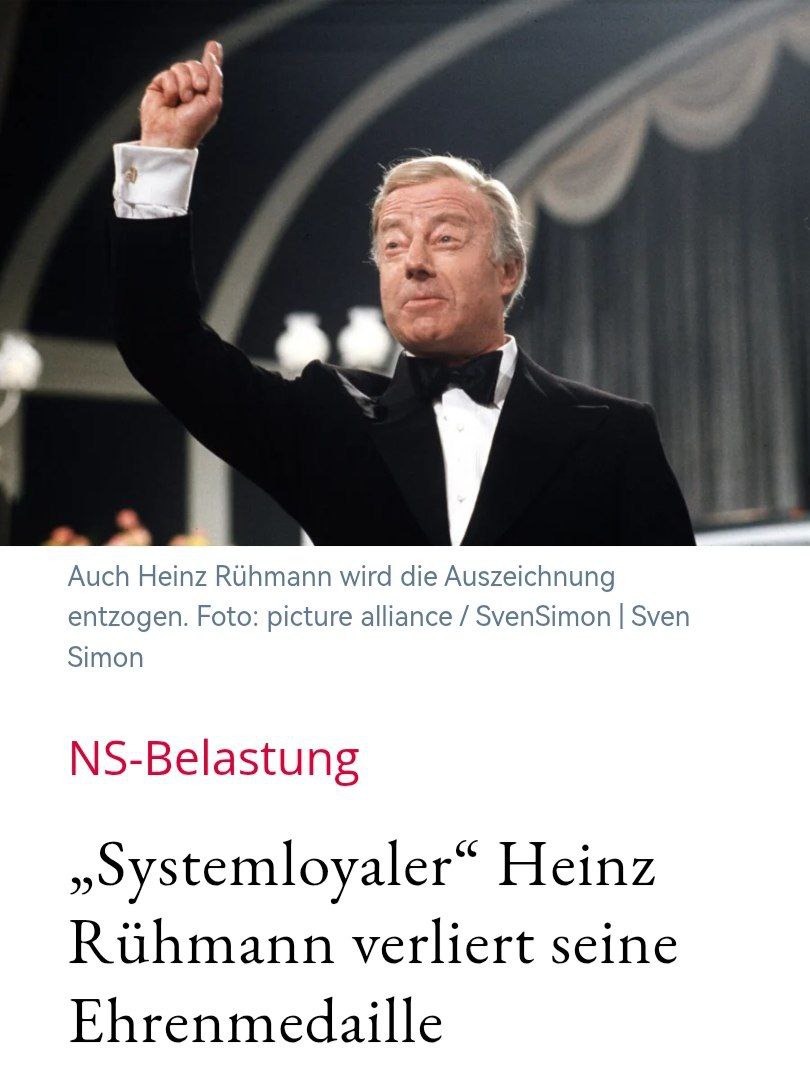 Heinz Rühmann also, daß ist von unfassbarer Wichtigkeit. 
Wenn ich jeden verfolgen würde, der mittelbar und unmittelbar an meinem erlittenen Leid in der DDR beteiligt war, hätte ich eine Lebensaufgabe. 
Verantwortliche für den Schießbefehl an Mauer und der Verfolgung