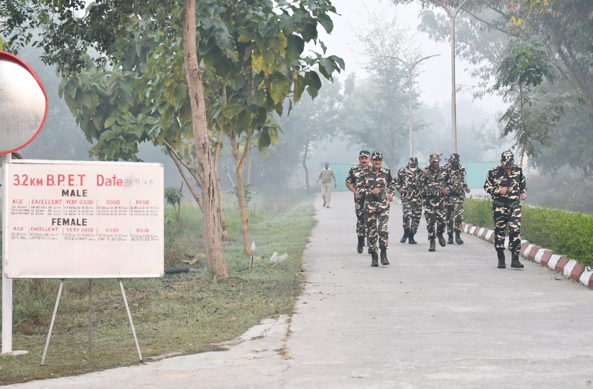9BnSSB_INDIA's tweet image. SSB जवानों ने आज BPET के माध्यम से अपनी स्टैमिना, स्पीड और स्ट्रेंथ का मानक परीक्षण दिया—टीमवर्क, अनुशासन और प्रोफेशनलिज्म के साथ ऑपरेशनल रेडीनेस को और मजबूत किया गया। फिट फोर्स, सेफ बॉर्डर्स!
@SSB_INDIA
@SSBFTRLUCKNOW
@SSBSHQGKP
 #BPET #FitnessFirst #FitForce #MissionReady
