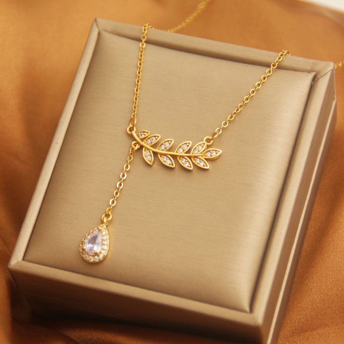 samdarrko's tweet image. @ruby_marilynd has these in stock

Frame 1: GHC 70 comes in a box
Frame 2: GHC 80 comes in a box
Frame 3: GHC 100 
Frame 4: GHC 150 comes in a box

Please dm/ call/whatsapp/message 0202666624