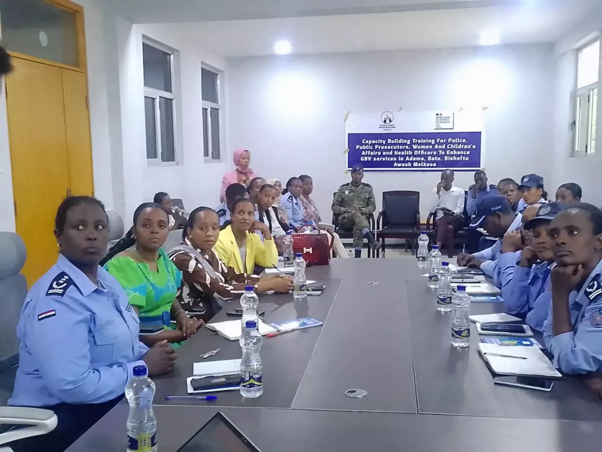 AWSAD brought the right people together in Bishoftu.
Police, Women Affairs, prosecutors &amp; health officers 30 responders strengthening practical skills to prevent and respond to GBV.
No long talks. Real learning. Stronger teamwork.
A stronger response starts here.

#EndGBV  #AWSAD