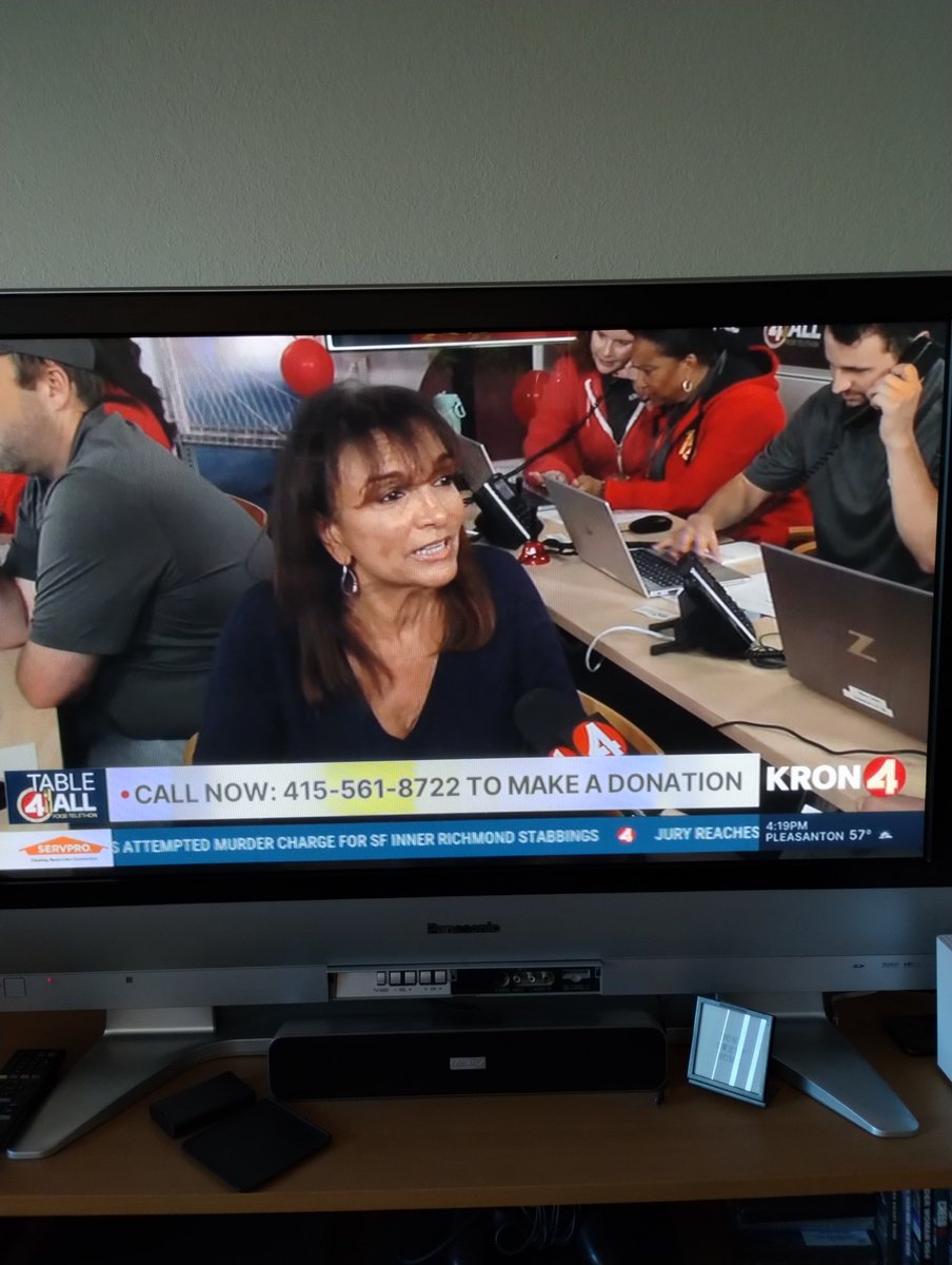 DannyOcchipinti's tweet image. Legendary 90s and 2000s KRON channel 4 news reporter, Pam Moore, returned to KRON today for the telethon Money raising for food for people during the holidays!!  They raised 🙌 over $65,000 dollars!!  #pammoore #kron