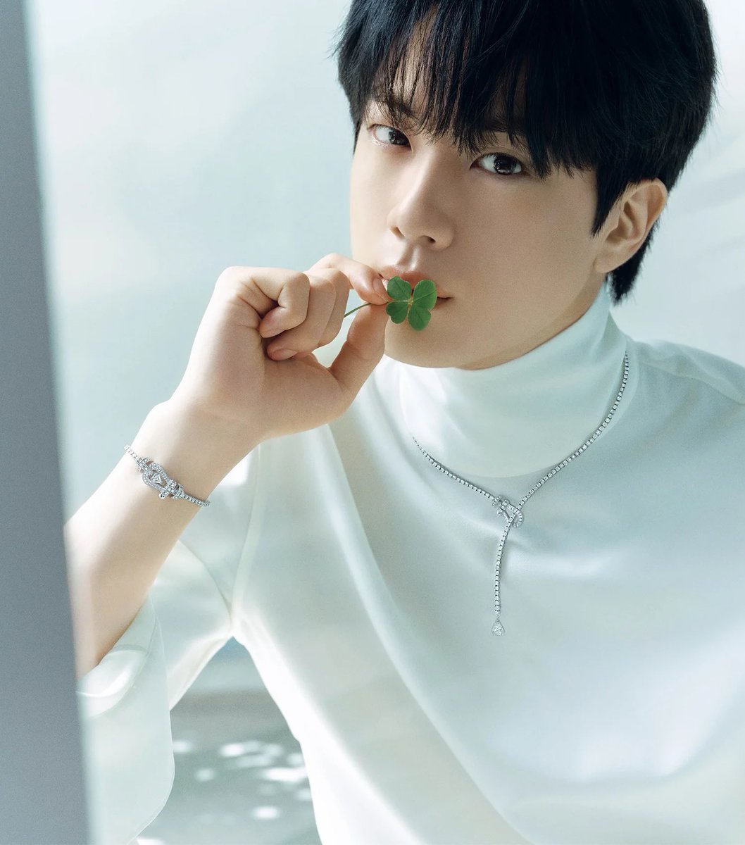 #JIN FOR SPUR MAGAZINE (1)

JIN FOR SPUR MAGAZINE
#JinxSPUR #JinxFREDJewelry 
#FREDJewelry <a href="/FREDjewelry/">FRED Paris</a>