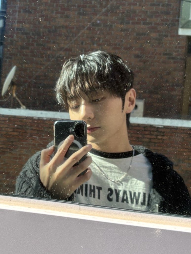 between95_K_Y's tweet photo. 🎐 https://t.co/eISZ9evTLj