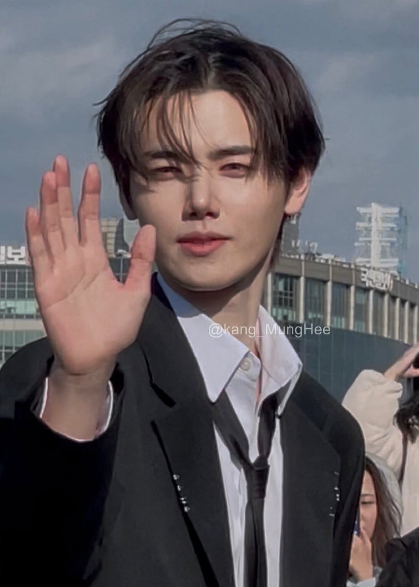 영국 왕족 5세 뭐 이런 비주얼이라 너무 놀랏어..

#민희