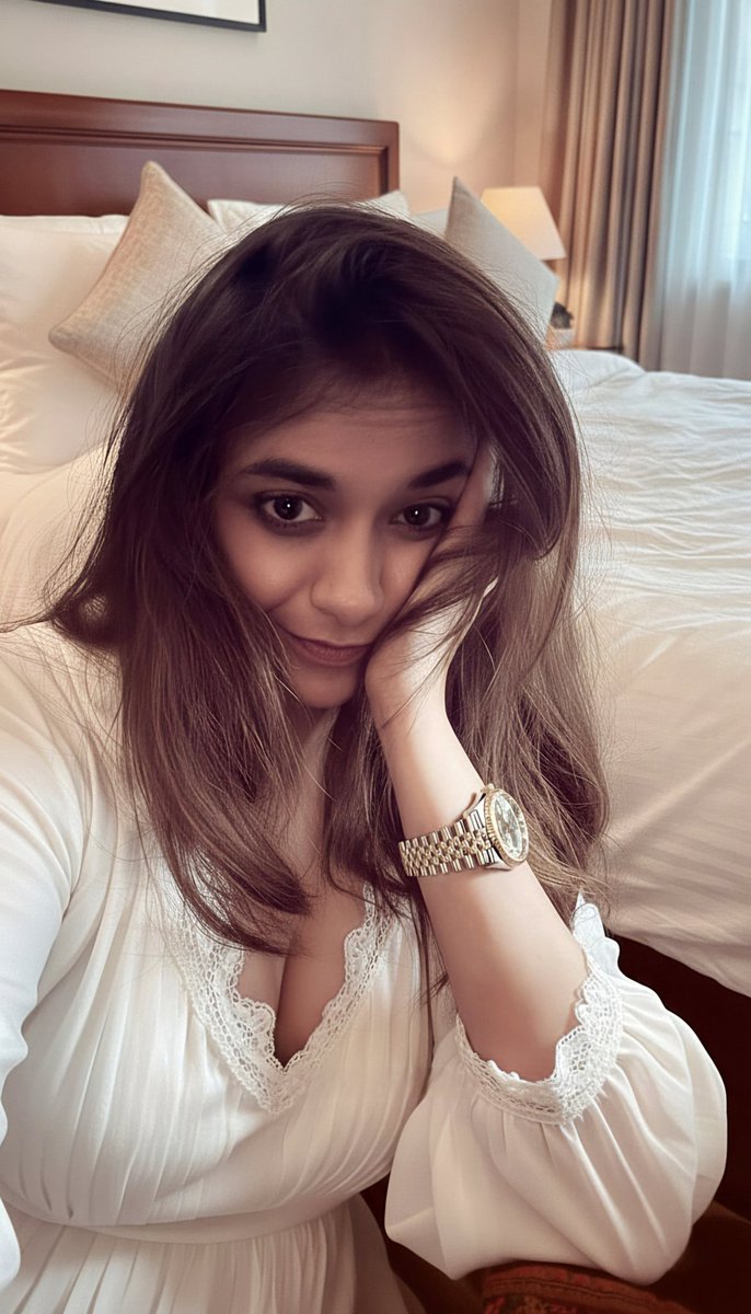 netkraft24's tweet image. #KeerthySureshhot #KeerthySuresh #keerthiSuresh #keerthyhot #Keerthy #keerthisureshhot #keerthysureshnavel #KeerthyNavel