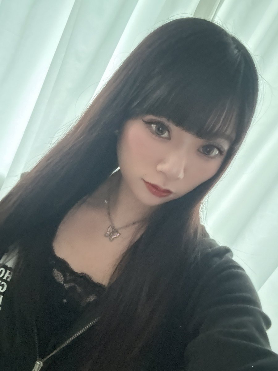 KITA-ON 本日です！！

飛び込み参加OK！！😋
おひとり様大歓迎😍
今日はボカロ以外も歌いますっ

お待ちしております😊✨️

これからヘアメイク👧🏻🎀

 #札幌ライブ  #歌い手