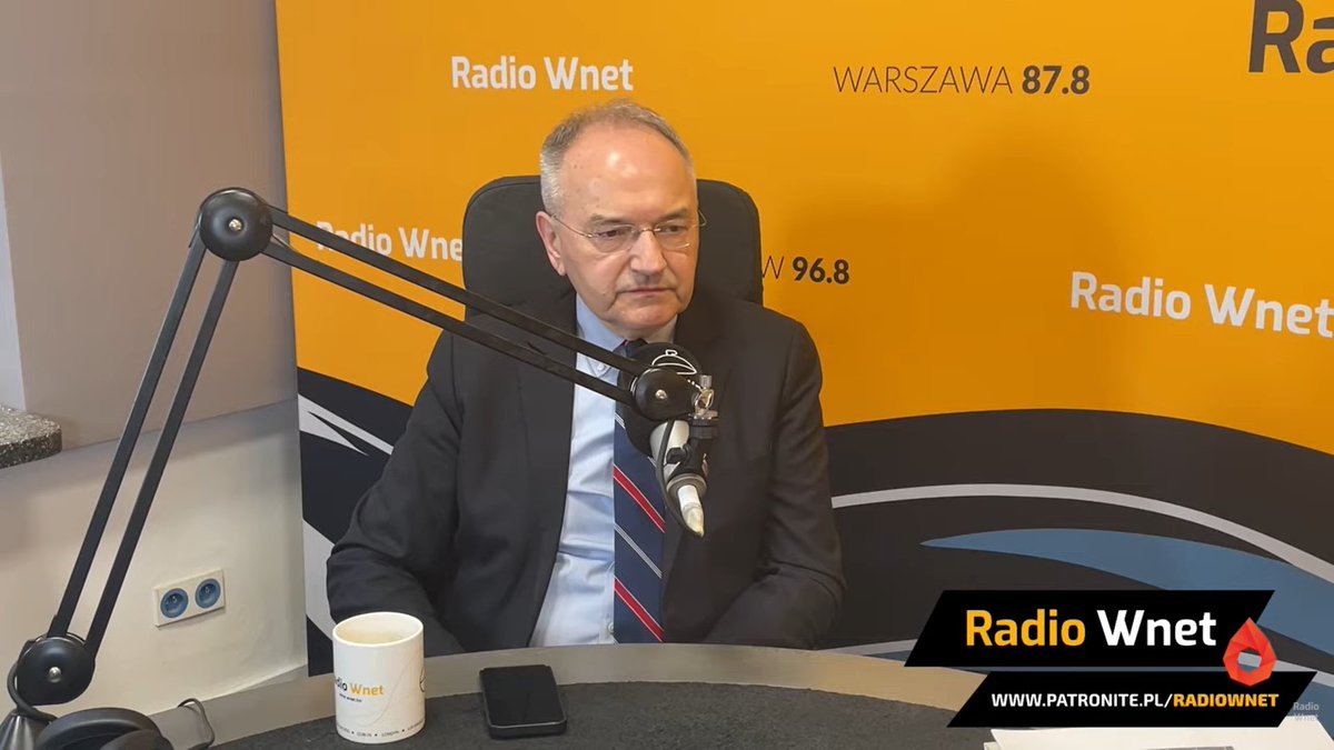 RadioWNET's tweet image. ‼️„To jest bardzo niepokojące, że Brytyjczycy wolą zniszczyć ciężkie drony, których już nie będą używać zamiast przekazać je Ukraińcom. One by im bardzo pomogły. To może oznaczać, że coś się zaczyna załamywać w Europie, bo Wielka Brytania była w szpicy pomagania Ukrainie” - dr…