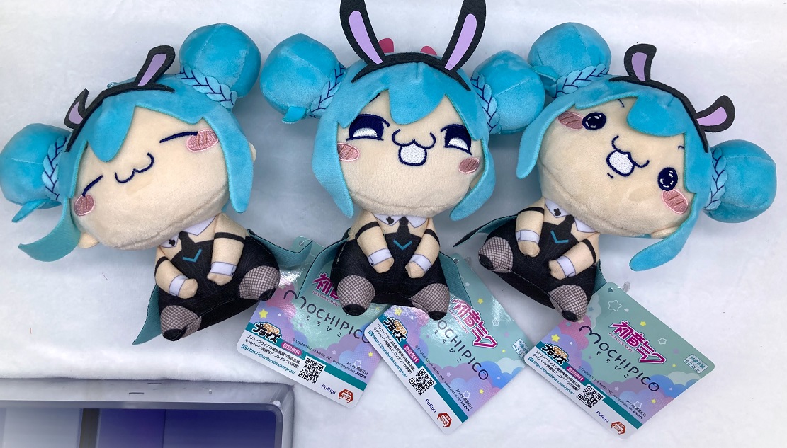 景品情報】 初音ミク もちぴこぬいぐるみーびっきゅーとばにーー 入荷