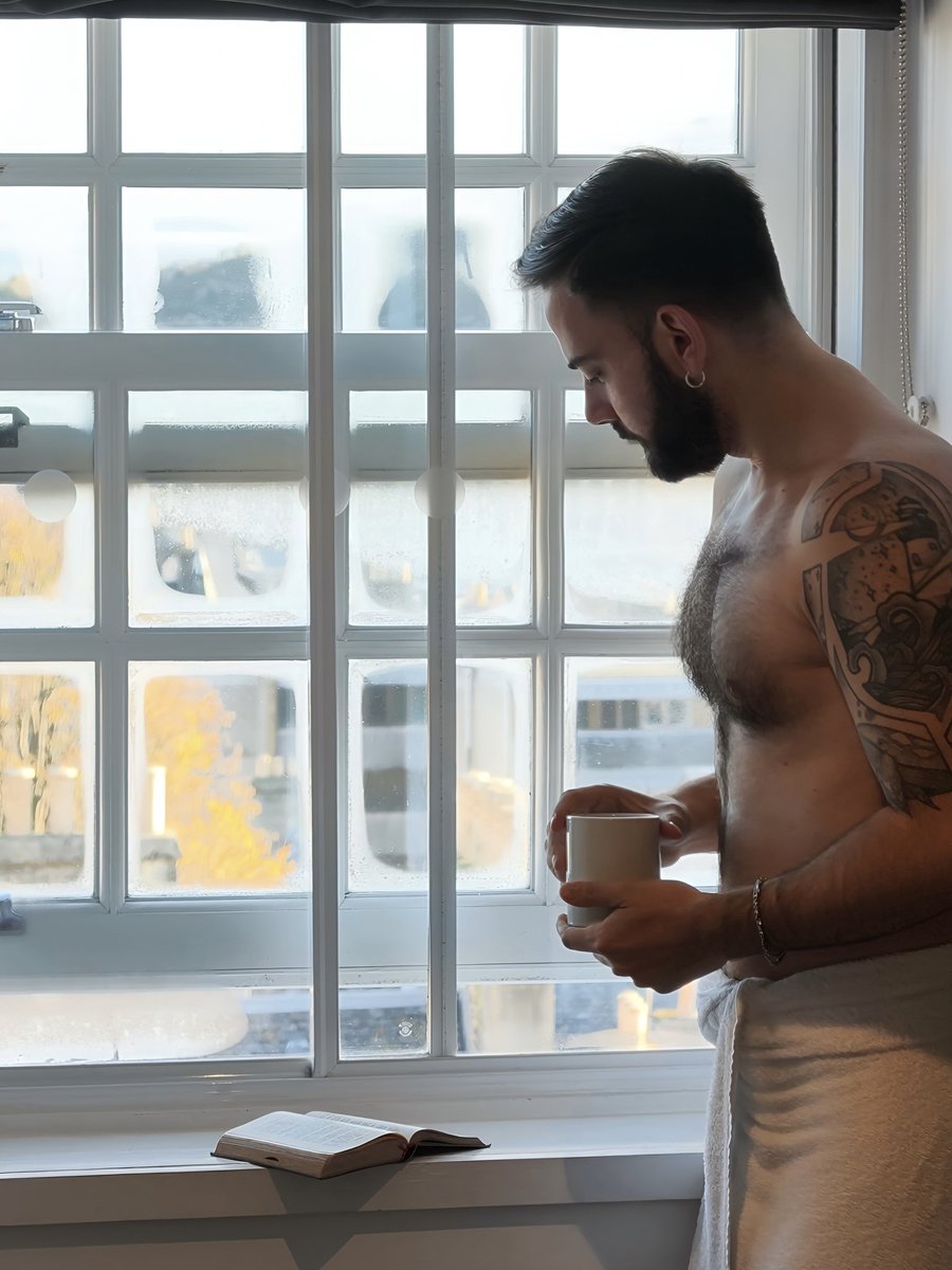 Mark 🦦 tweet media