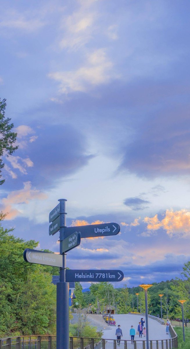 GLORY__OS's tweet image. おはようございます☕ 静かに過ごしたい。お風呂入ってすっきり🛁。ちょっと一息☕ 🍰