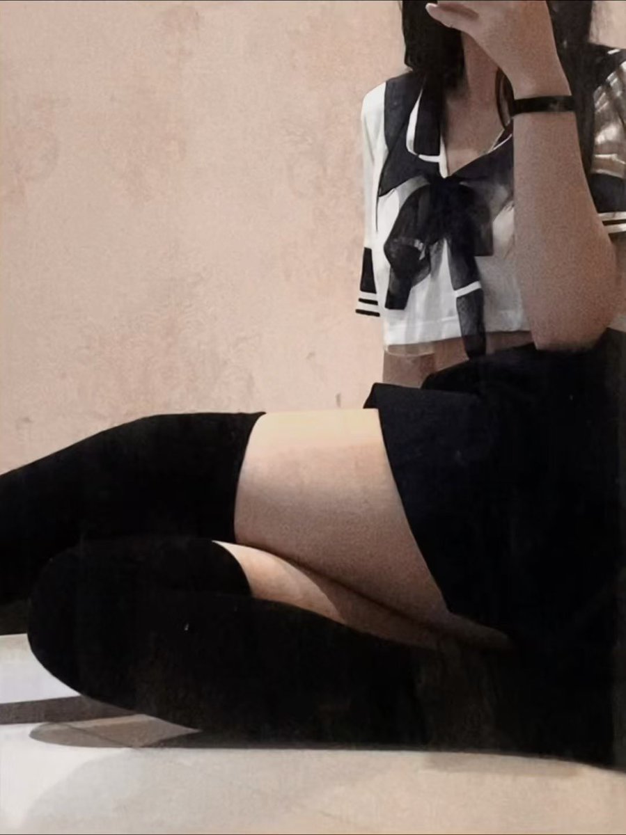 福利姬你听听我的心声分享的黄推图片4 - 网红私拍内容