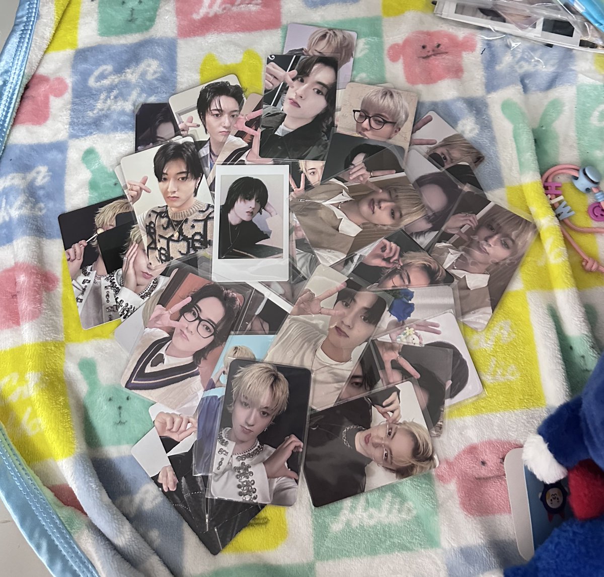 js_dhmm's tweet image. -wts- ready to ship🤍

กองการ์ดฮารุโตะ 600฿ (~40ใบ)

📮ค่าส่ง 50฿

🎀สนใจเมนชั่น or dm ได้ค่า 

#ตลาดนัดเด็กสมบัติ #ตลาดนัดtreasure #haruto #ฮารุโตะ