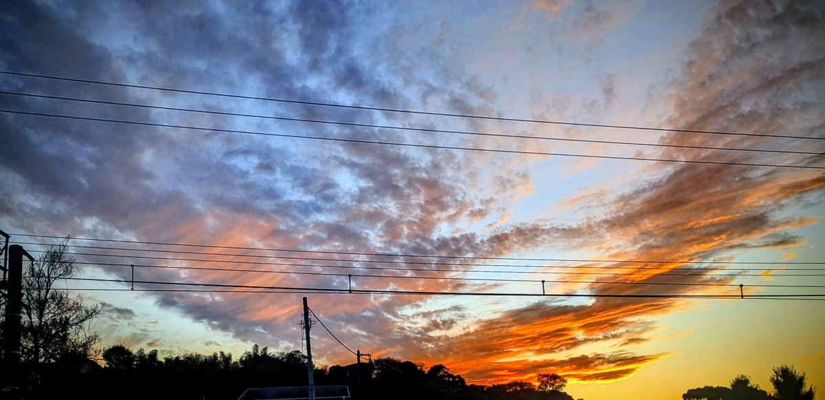 beach_chill5011's tweet image. なんだかすごい景色

#イマソラ