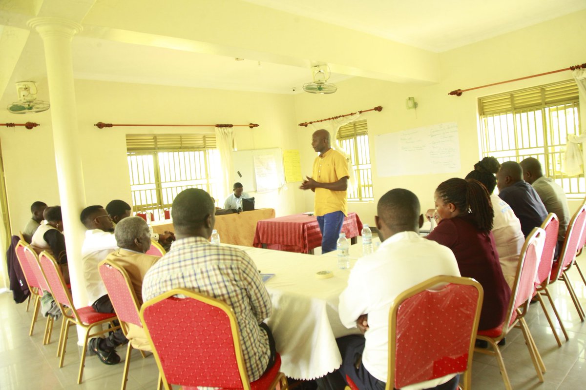 actsuganda's tweet image. At the closing session,ACTS Uganda Executive Director Richard Musinguzi thanked participants for their active engagement and urged them to share the knowledge gained, reminding them that leadership is defined by the lives we impact

#ActsForWater #WaterOrg #WaterIsRightFoundation