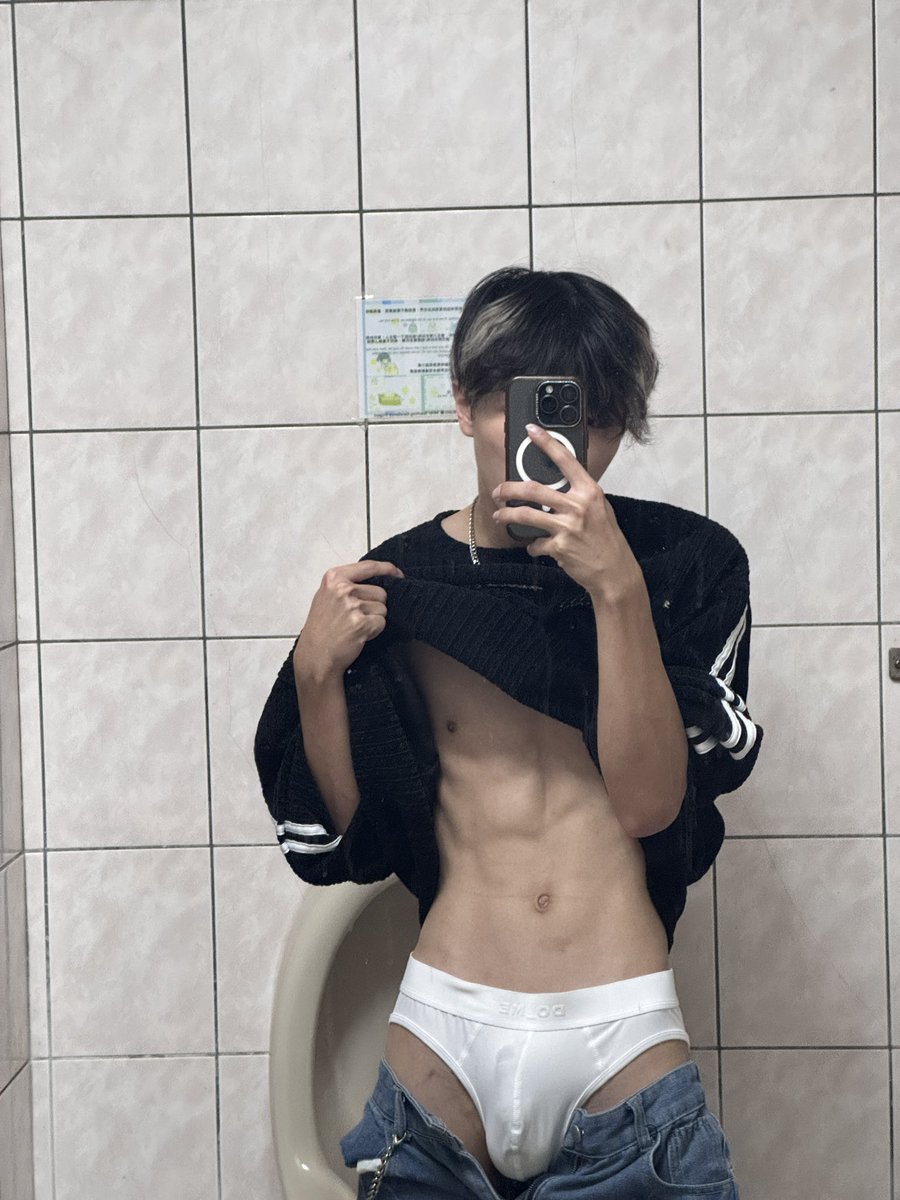 WenWen tweet media