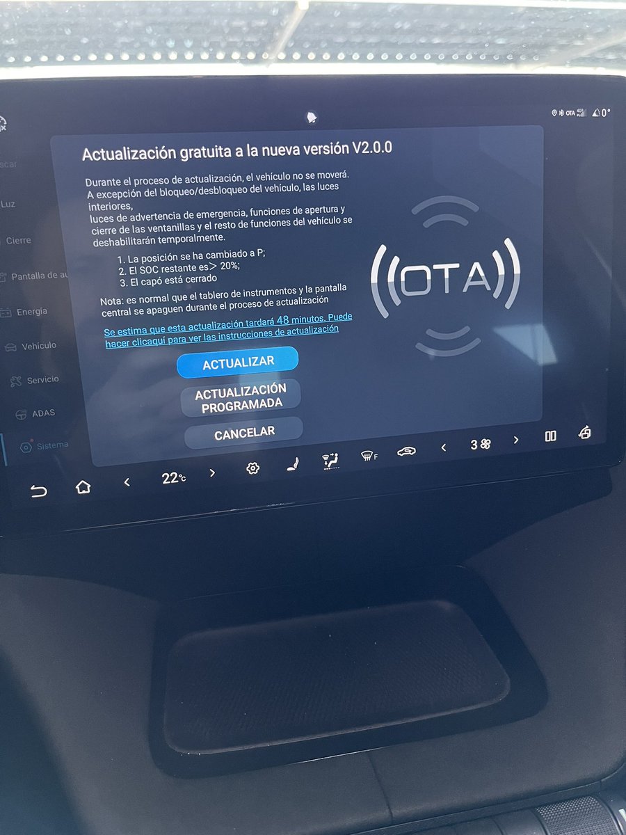 ¡Mi BYD Dolphin se actualiza a V2.0.0 ya mismo! 😱 

48 min de OTA en el garaje y listo. Os contaré qué trae de nuevo 🔥⚡ 

#BYDDolphin #BYD #CocheElectrico