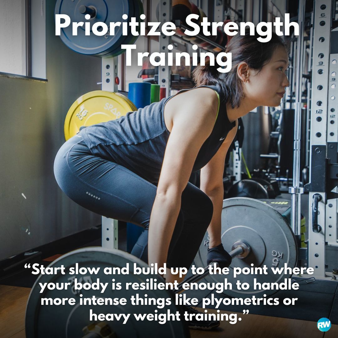 runnersworld's tweet image. There’s nothing better than a cool fall run. But as winter approaches, the number of those days starts to dwindle and it can be hard to motivate yourself to keep up with training.

We put together 8 tips to help you maintain your fitness, so you can set yourself up for success…