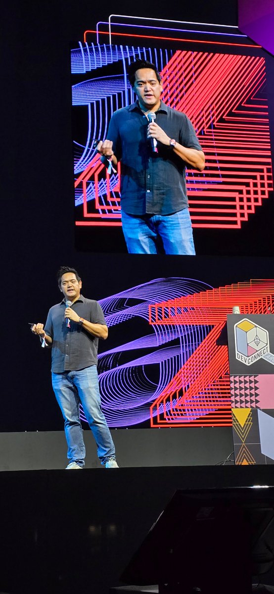 DINBuild tweet media