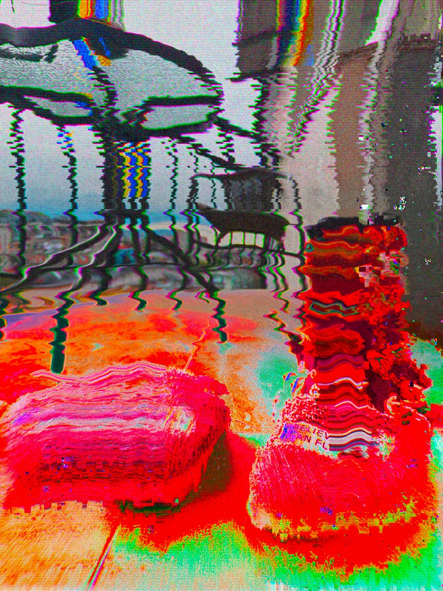 iamglitchypixel's tweet photo. @theHUGart https://t.co/sSTeKuEcSZ