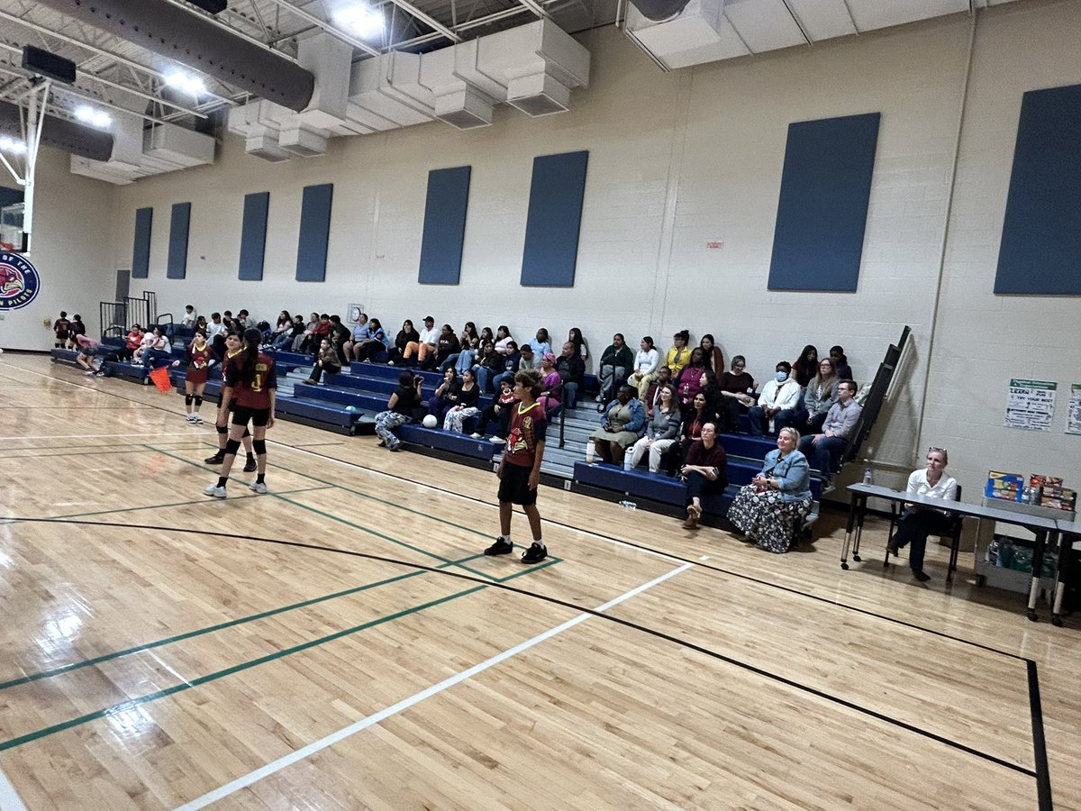DeanYoder3's tweet image. Last night’s Pearson Staff vs. Pearson Volleyball Club game was a blast!
Age and experience proved to be just a little too much for our students 😆
Great energy, great crowd, great fun all around!

@CobbSchools @PearsonMiddle