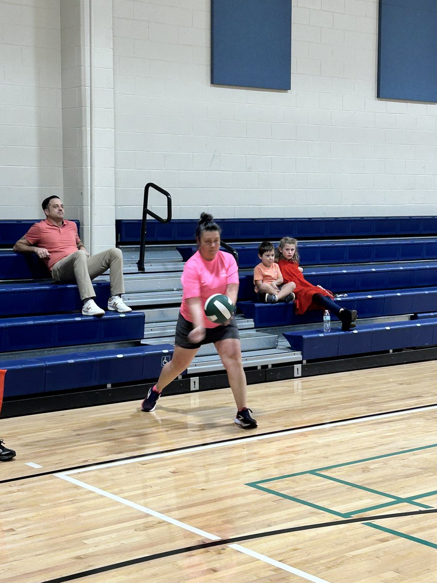 DeanYoder3's tweet image. Last night’s Pearson Staff vs. Pearson Volleyball Club game was a blast!
Age and experience proved to be just a little too much for our students 😆
Great energy, great crowd, great fun all around!

@CobbSchools @PearsonMiddle
