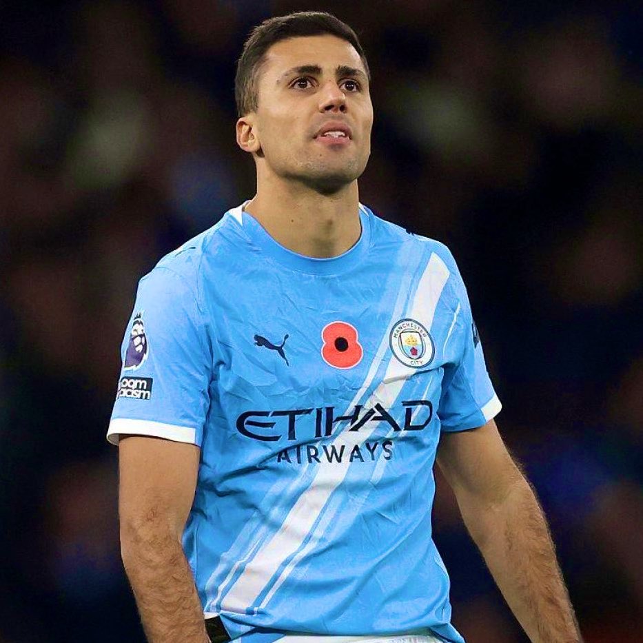 EPL_Gunlukleri's tweet image. 🚨 Real Madrid&apos;in Rodri&apos;ye olan ilgisi, Manchester City&apos;deki form durumuyla ilgili endişeleri nedeniyle azalıyor. (@defcentral)