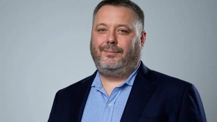 Obrzydliwe.

Pani Rosa daje wybór: albo zgadzasz się na cenzurę w której o tym, co wolno pisać, decyduje pan Przemysław Kuna, albo wspierasz pedofili.

Pani Moniko - proponujemy proste rozwiązanie. Zamiast Waszego kolesia, decyzje będzie wydawał sąd. Dlaczego jesteście przeciw?