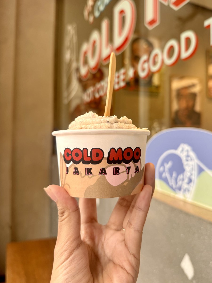 today i went to my mental health clinic then walked to get ice cream 🤗