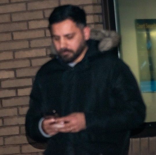 TRobinsonNewEra's tweet image. Bilal Khalid repeatedly kicked his pregnant wife in the stomach and inflicted ‘honour punishment’ on her in a two-year campaign of abuse, a court heard. 

Khalid, 35, twice attacked his wife while she was heavily pregnant between January 2023 to July 2025. 

The Pakistani man is…