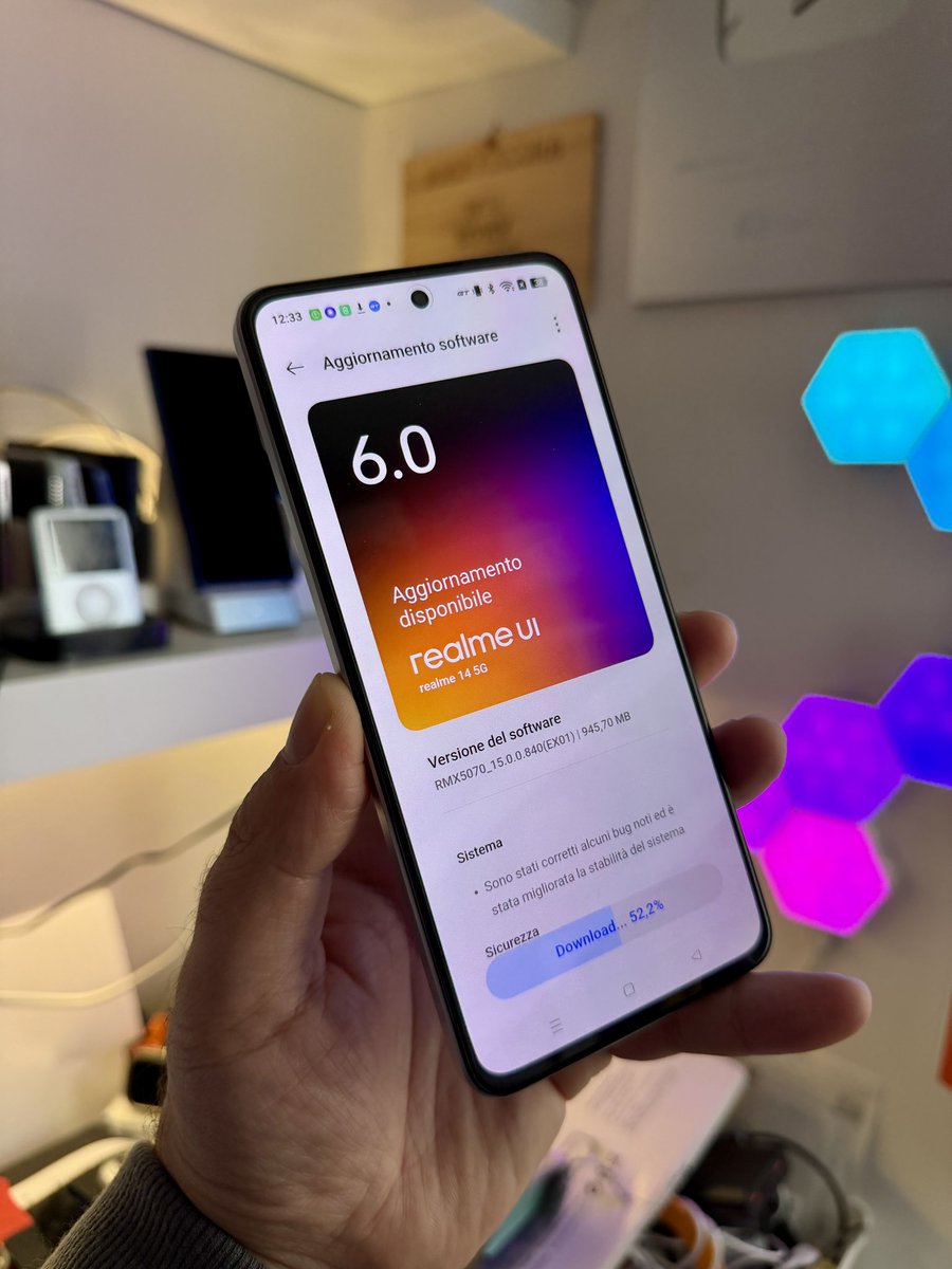 MikyAncona's tweet image. realme 14 5G continua ad aggiornarsi e migliorare giorno dopo giorno.
Ogni update porta più fluidità, più stabilità e un’esperienza d’uso sempre più piacevole.
Realme sta davvero facendo un ottimo lavoro su questo modello… e si vede! 
#mikyancona #mikyanconatech
@realmeItalia