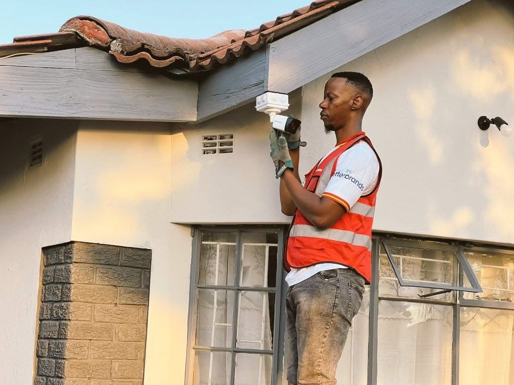 𝑻𝒉𝒆 𝑺𝒂𝒍𝒕 𝑶𝒇 𝑻𝒉𝒆 𝑬𝒂𝒓𝒕𝒉 tweet media