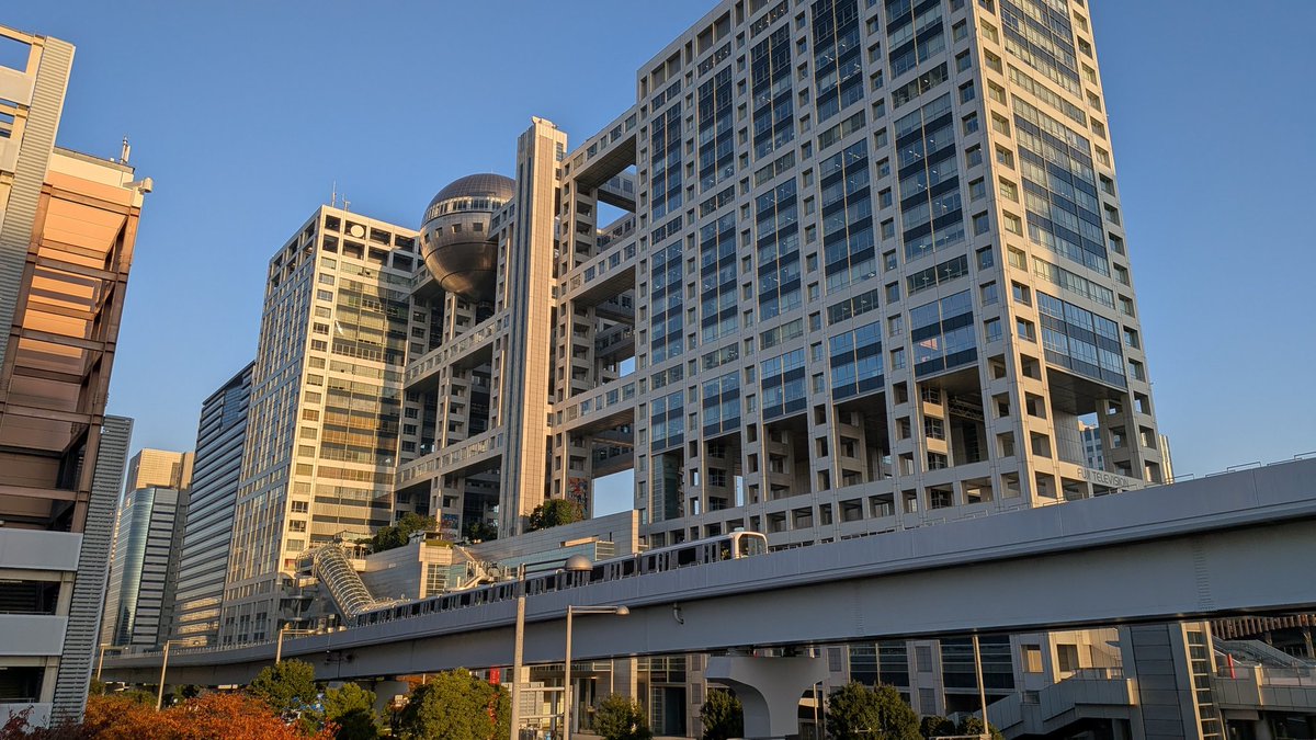Ashjbow's tweet image. Today&apos;s trip, DiverCity. 
You might recognize the Fuji TV building from the battle with Myotismon (Vamdemon).