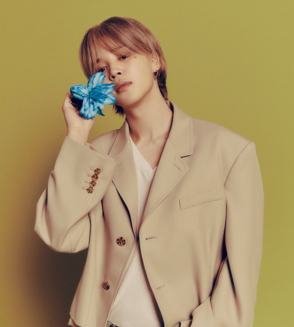 kpoprecordsorg's tweet image. Certified by K-pop Records Library: First Solo Act to Surpass 10 Million Global Album-Equivalent Sales – Record by Jimin