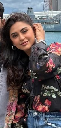 Sukoon_Auraap's tweet image. Them &amp;amp; same  coordination 
Aagey yeh mili yeh na mili hum Uyhi khoooyrehigay iddar 

#kryan 
SubhanAllahiAdeem