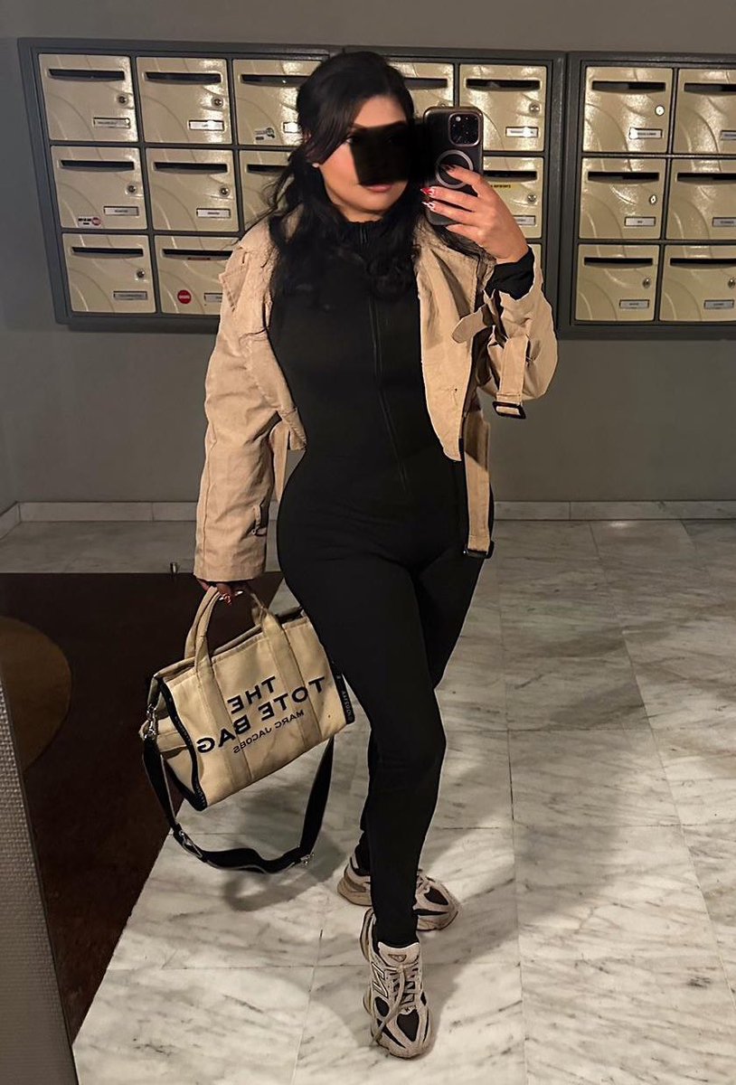 🔥VENDREDI PROMO🔥

GO FOLLOW les copines :

<a href="/goddesscarlad/">Carla D</a> 
<a href="/LadyLodieFR/">LadyLodie.</a> 
<a href="/Reine_Elisa_/">𝐋𝐚 𝐛𝐞𝐥𝐥𝐞 𝐄𝐥𝐢𝐬𝐚 💅😈</a> 
<a href="/Katha1010/">REINE LEYLA 👑😈</a> 

Toutes vérifiées bien réelles.

Retweet + like + commente tes 10 médias préférés d’elles, pour chacune.
Et viens en DM pour une récompense quand c’est fait 😉

FINDOM MONEYSLAVE