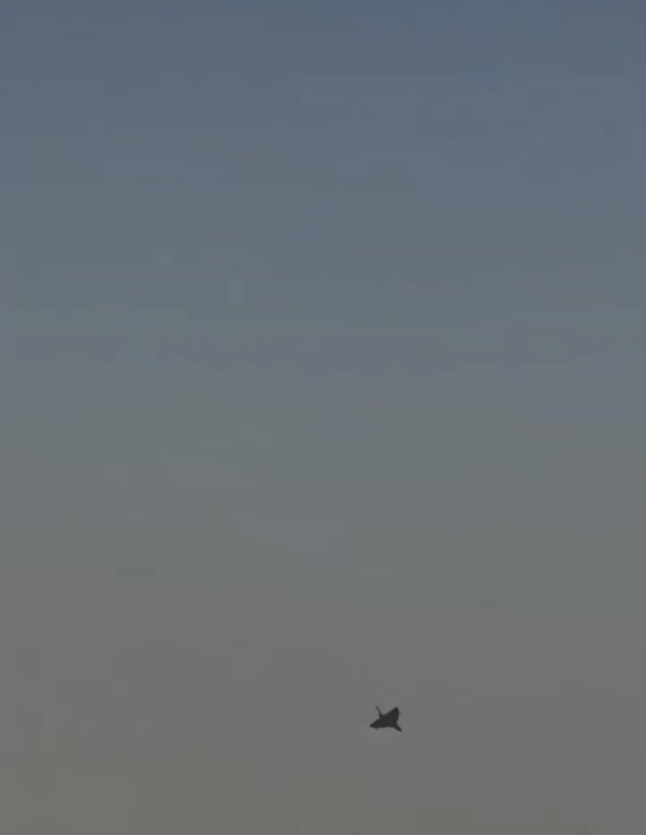 OSPSF's tweet image. A Preliminary Analysis of the Indian Air Force HAL Tejas crash at the Dubai Air Show today: 

Full Pilot Error, unless FBW malfunctioned (unlikely).

After having viewed multiple angles of the fatal crash of the Indian Air Force HAL Tejas, it is now quite clear that the crash…