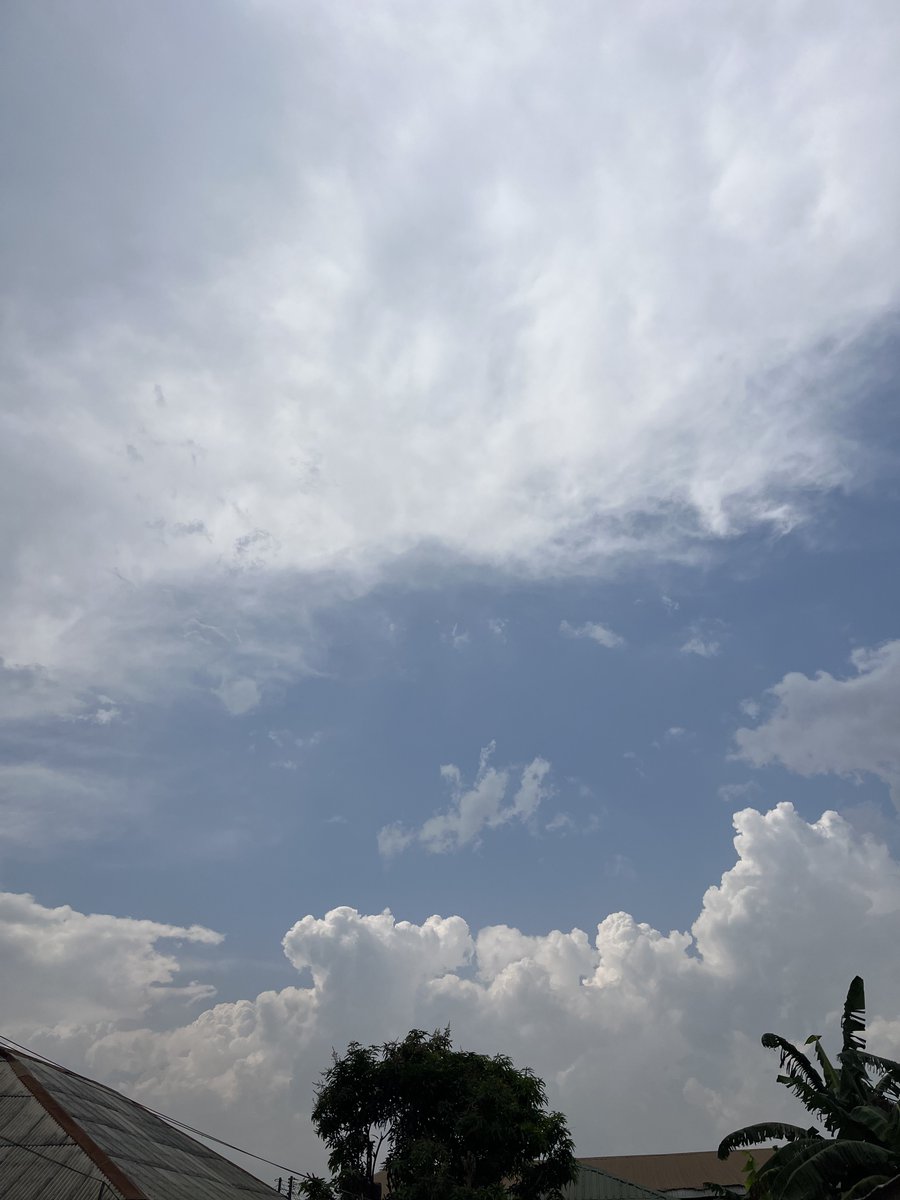 The sky is beautiful 💙