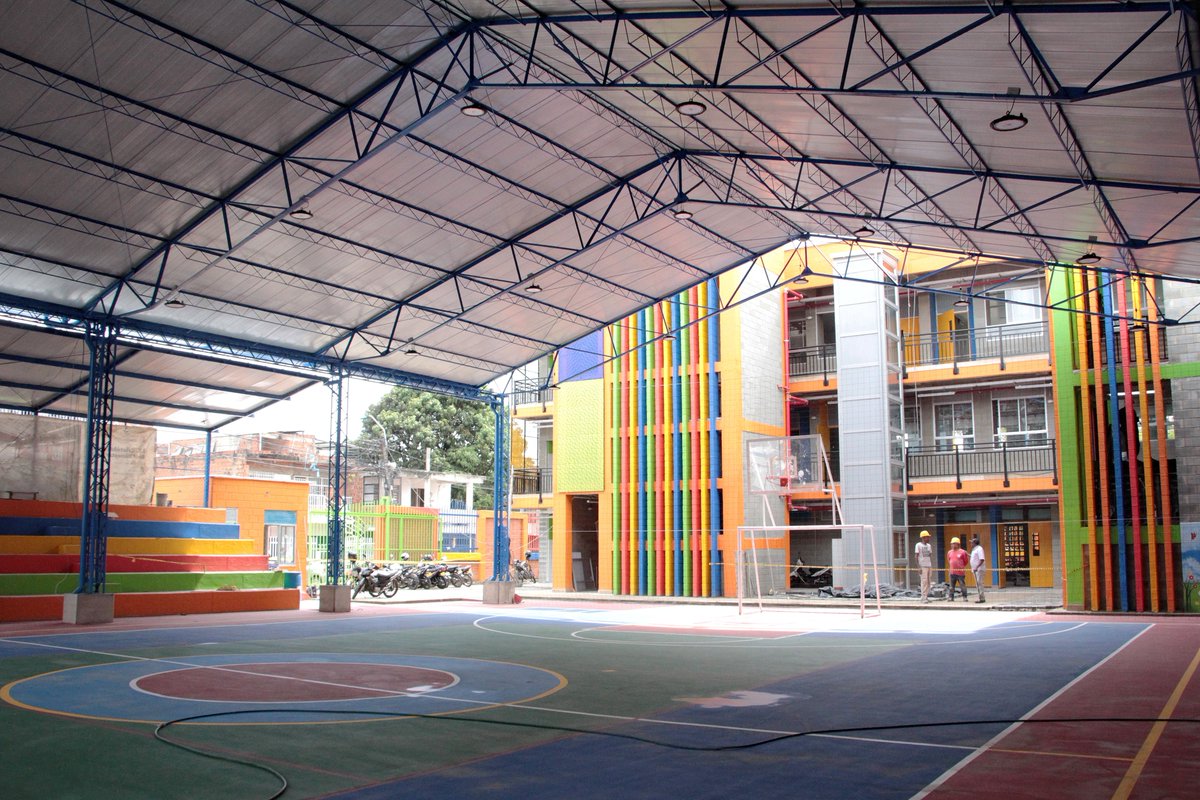 Educacion_Cali's tweet image. ¡La espera está por terminar! 🙌🏻

Pronto, la comunidad educativa de la IEO Cristóbal Colón - Sede Bienestar Social,  podrá disfrutar de un espacio renovado, seguro y moderno para el aprendizaje de nuestros niños y niñas.

🧵(1/3)