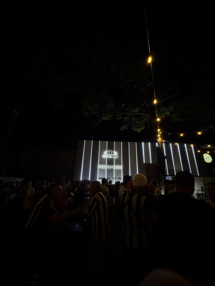 SACDOGAL0's tweet image. Ontem a Casa da Massa estava linda! Hoje deve lotar ainda mais!