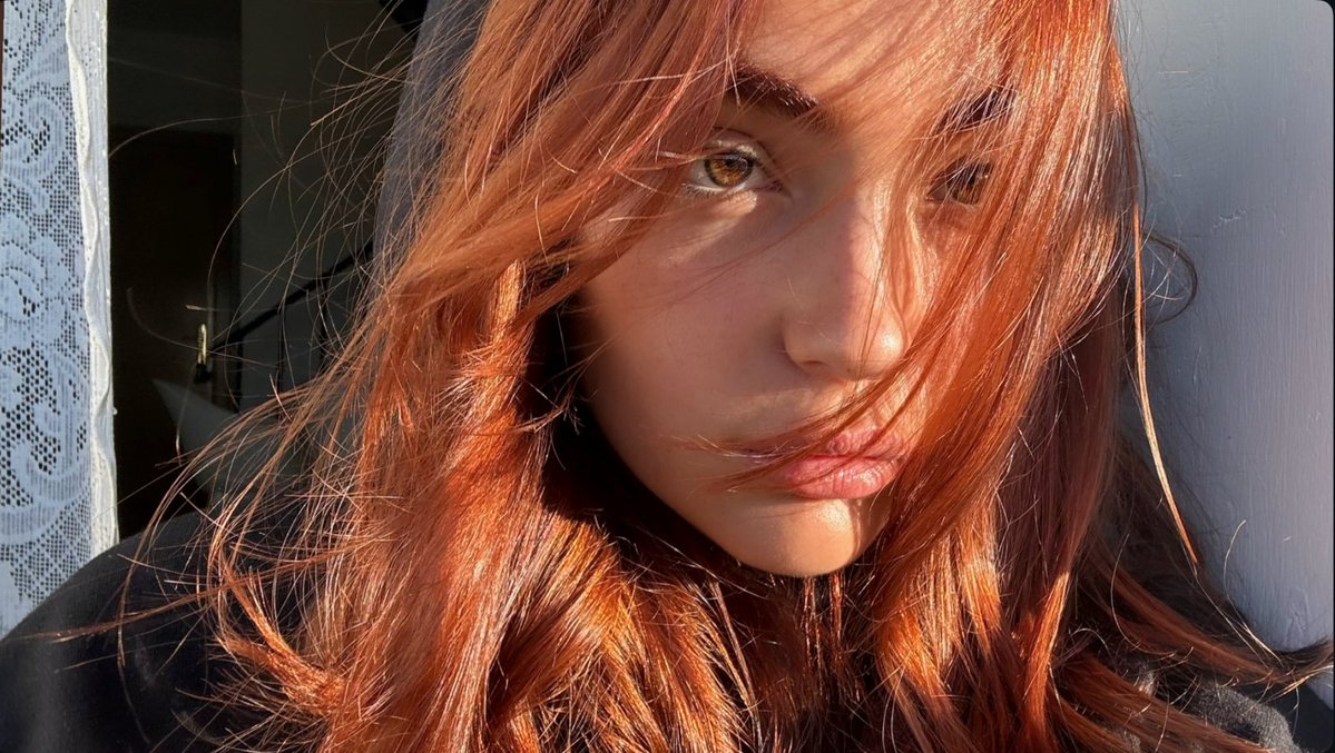 la paleta de colores de violeta es una cosa demencial yo no he visto cosa igual es literalmente el otoño hecho persona 🍁🍄‍🟫🐿️🍂🌰🦊🤎