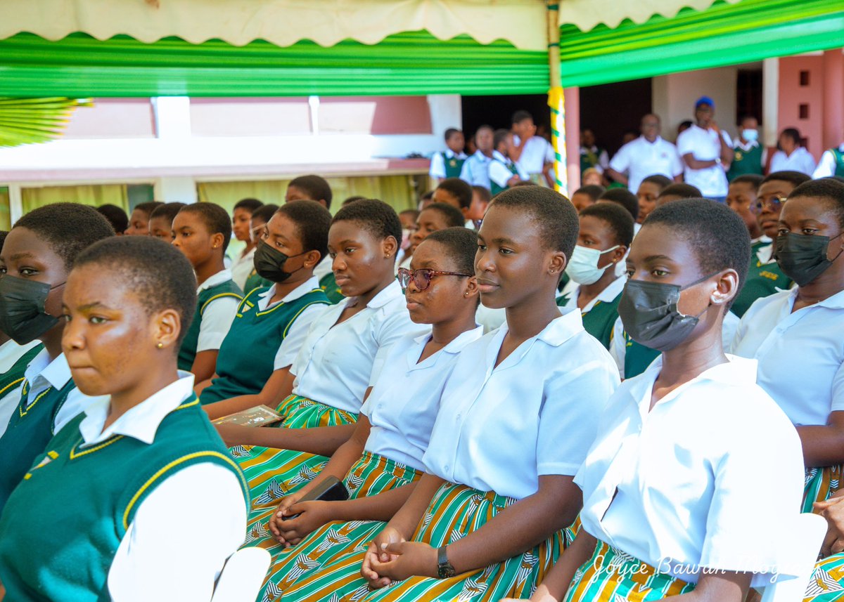 joyce_bawah's tweet image. This morning, I attended the Special Pre-Speech Day Programme of the 2000 Alumni Year Group of Aburi Girls’ Senior High School, at the kind invitation of my dear sister, Obuobia Darko Opoku, Patron of the 2000 Year Group.

The ceremony marked the official handing over of the…